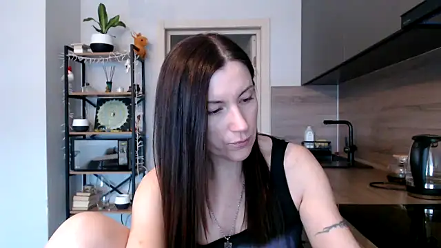 Snapshot of jainesummer chatting on 03/05/25, 11:06 jainesummer online show from 03/05/25, 11:06