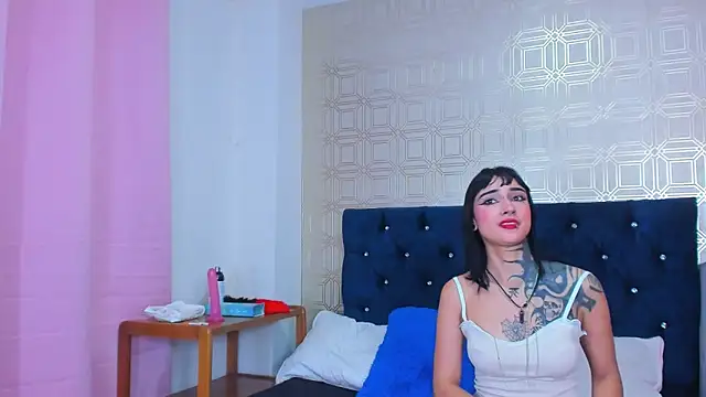 Snapshot of yulianademond66 chatting on 02/08/25, 02:05 yulianademond66 online show from 02/08/25, 02:05