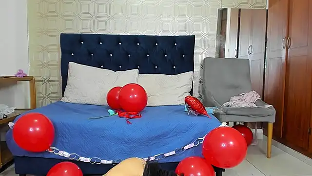 Snapshot of yulianademond66 chatting on 02/14/25, 05:14 yulianademond66 online show from 02/14/25, 05:14