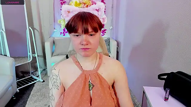 DreamyLuna online show from 11/07/25, 09:15