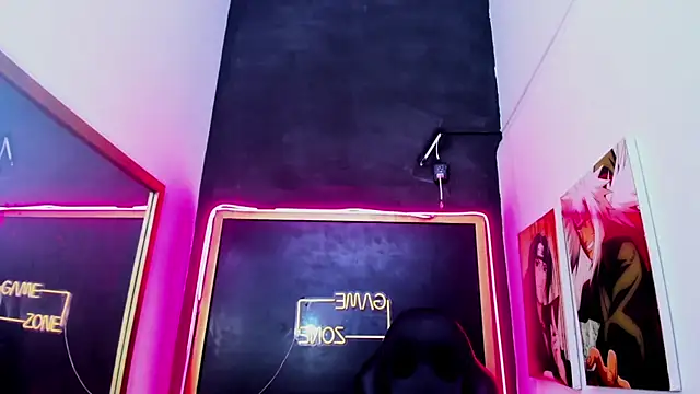 Isabella stanford2 online show from 11/10/25, 08:30