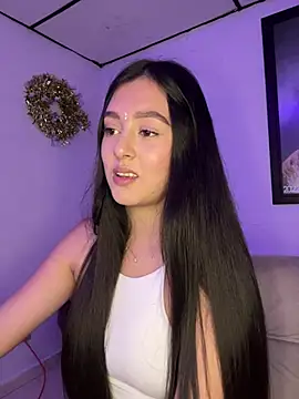 Snapshot of kanne_mia chatting on 03/11/25, 10:42 kanne mia online show from 03/11/25, 10:42