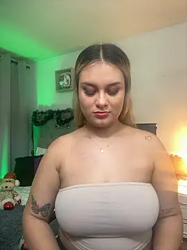 Snapshot of valeria_gomezx chatting on 12/17/24, 05:51 valeria gomezx online show from 12/17/24, 05:51