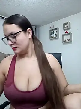 valeria gomezx online show from 11/12/25, 03:34