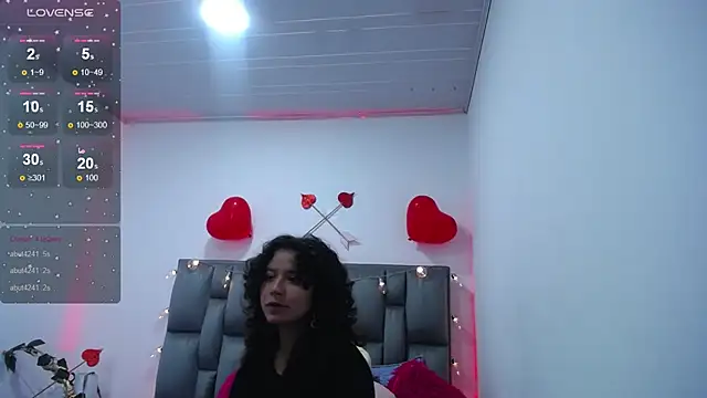 Snapshot of julz_03 chatting on 02/21/25, 07:43 julz 03 online show from 02/21/25, 07:43