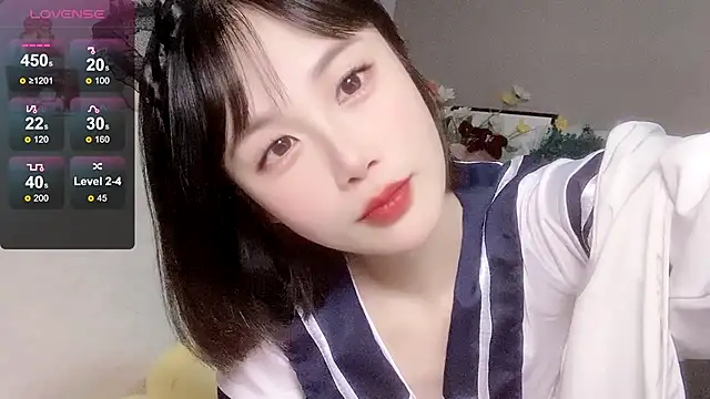 Snapshot of LaoSHI-999 chatting on 01/08/25, 01:42 LaoSHI-999 online show from 01/08/25, 01:42