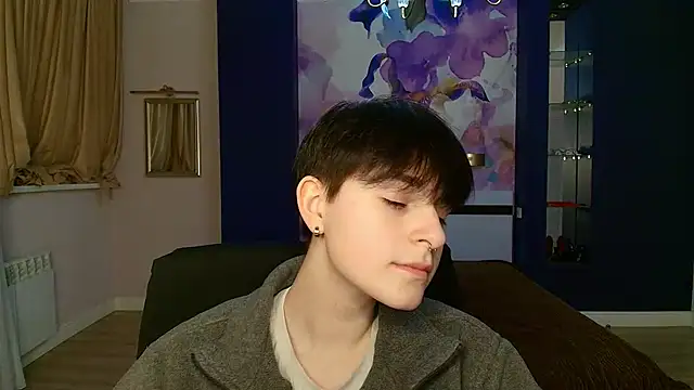 EmiliaYours online show from 12/16/24, 03:32