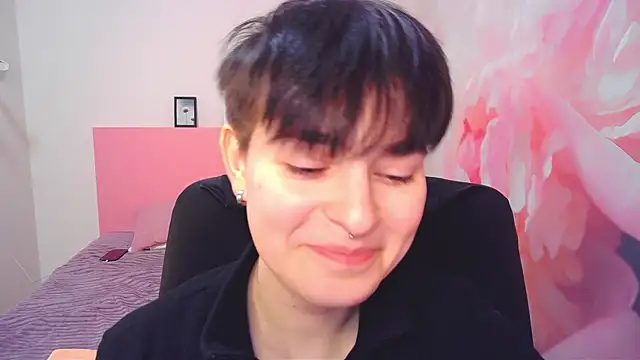 EmiliaYours online show from 12/31/24, 04:25