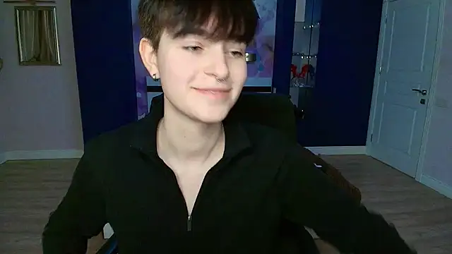 EmiliaYours online show from 01/06/25, 03:51