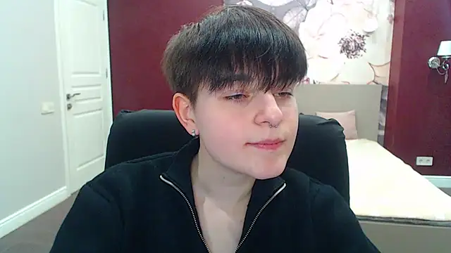 EmiliaYours online show from 03/04/25, 01:17