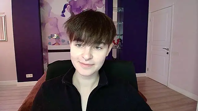 EmiliaYours online show from 03/09/25, 01:15