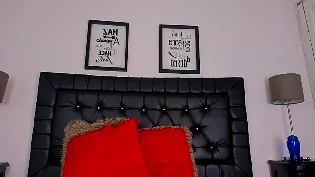 amberlitle online show from 11/08/25, 11:43