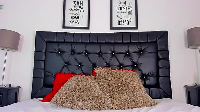 amberlitle online show from 11/12/25, 12:16