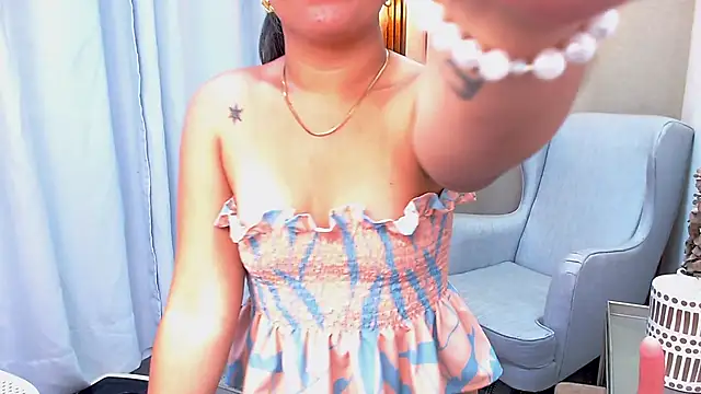 Sharlotte Milk online show from 01/14/25, 02:11