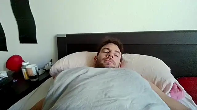 alpha-hunk online show from 11/19/25, 09:20