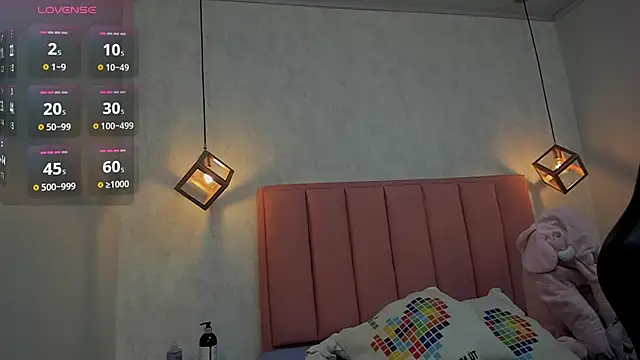 MAYROBERTSS online show from 02/04/25, 12:11