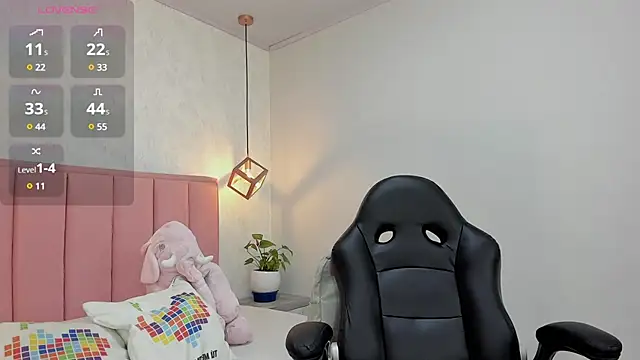 MAYROBERTSS online show from 02/17/25, 12:05