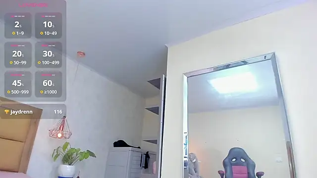 MAYROBERTSS online show from 03/12/25, 10:17