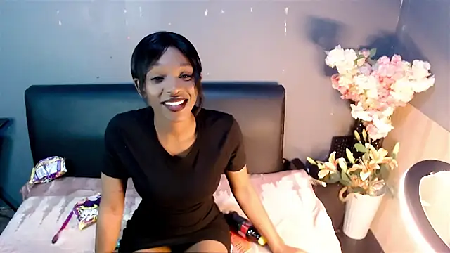 Snapshot of Ebonypreciousx chatting on 09/18/25, 09:22 Ebonypreciousx online show from 09/18/25, 09:22