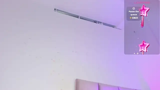 Zoe1 2 online show from 01/20/25, 08:07