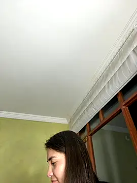 aurora divine online show from 11/07/25, 10:54