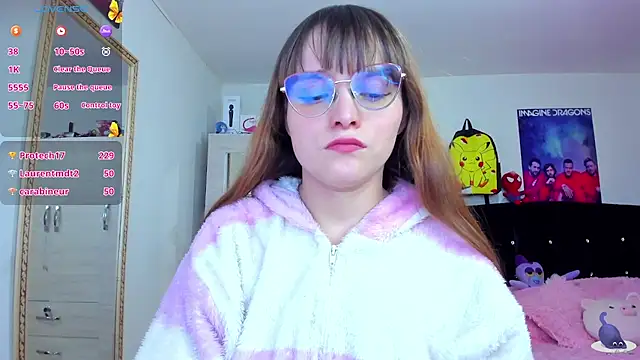 Snapshot of Lucyy-hess chatting on 12/11/24, 11:10 Lucyy-hess online show from 12/11/24, 11:10