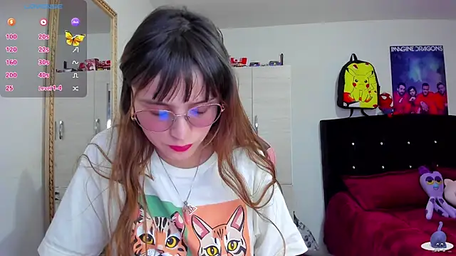 Snapshot of Lucyy-hess chatting on 12/31/24, 08:45 Lucyy-hess online show from 12/31/24, 08:45