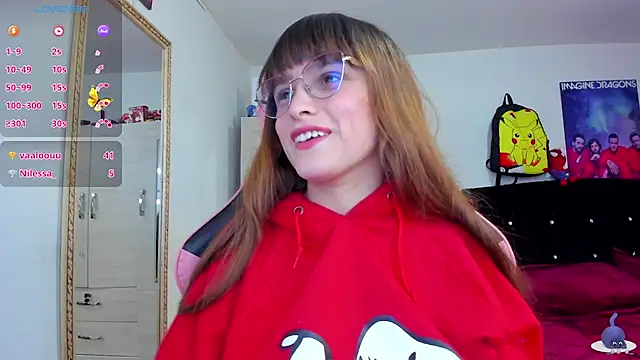 Snapshot of Lucyy-hess chatting on 01/04/25, 07:23 Lucyy-hess online show from 01/04/25, 07:23