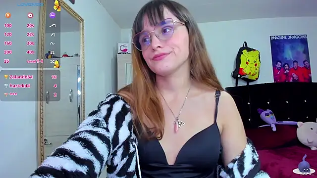 Snapshot of Lucyy-hess chatting on 02/27/25, 01:59 Lucyy-hess online show from 02/27/25, 01:59