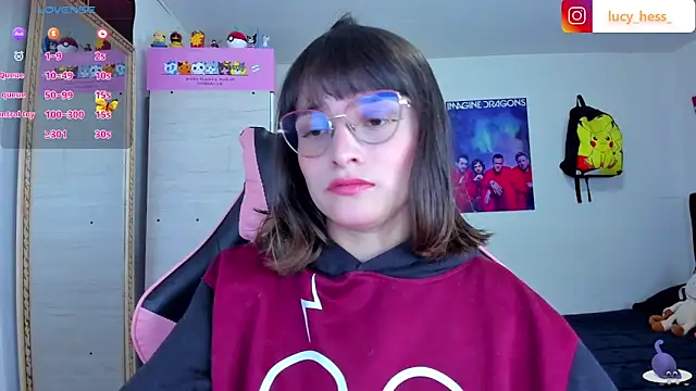 Snapshot of Lucyy-hess chatting on 11/13/25, 07:46 Lucyy-hess online show from 11/13/25, 07:46