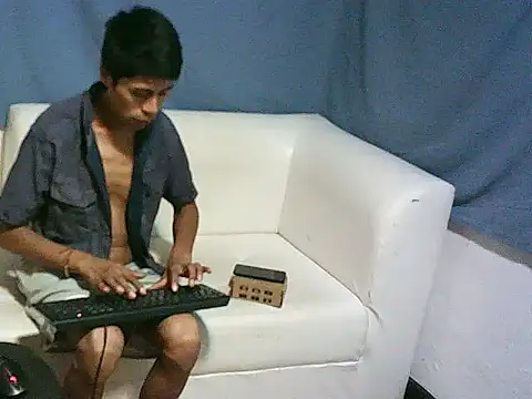 dani07- online show from 02/07/25, 10:20