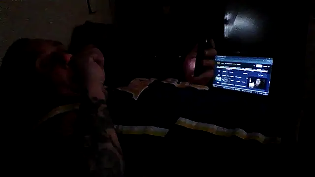 CandiedPompano online show from 10/18/25, 04:26