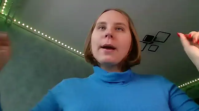 Thalia  Star online show from 12/15/24, 11:12