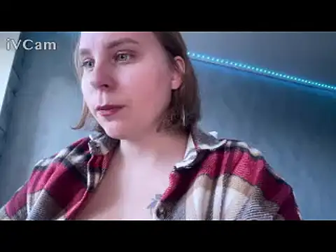 Thalia  Star online show from 12/18/24, 08:20