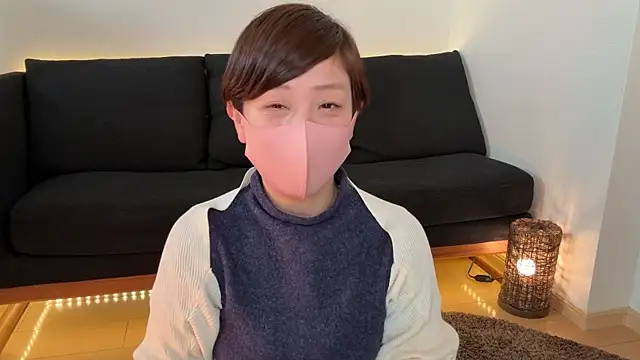 Snapshot of Risa_06 chatting on 12/23/24, 03:18 Risa 06 online show from 12/23/24, 03:18