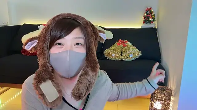 Snapshot of Risa_06 chatting on 12/24/24, 06:33 Risa 06 online show from 12/24/24, 06:33