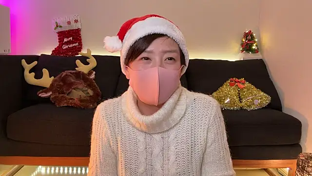 Snapshot of Risa_06 chatting on 12/25/24, 01:19 Risa 06 online show from 12/25/24, 01:19