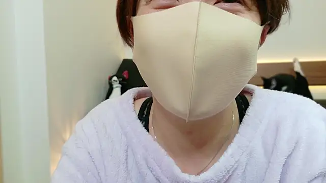 Snapshot of Risa_06 chatting on 01/07/25, 04:27 Risa 06 online show from 01/07/25, 04:27