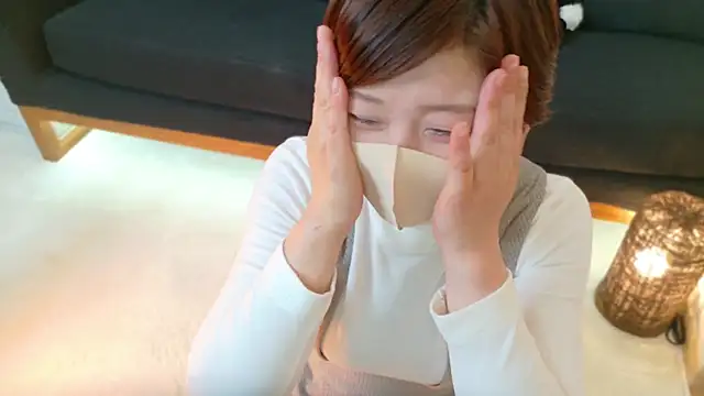 Snapshot of Risa_06 chatting on 02/01/25, 06:21 Risa 06 online show from 02/01/25, 06:21