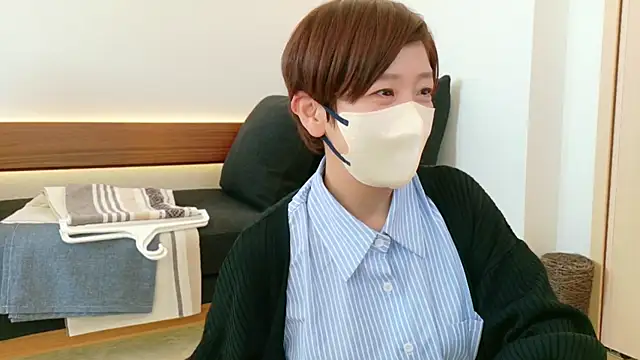 Snapshot of Risa_06 chatting on 03/13/25, 12:05 Risa 06 online show from 03/13/25, 12:05