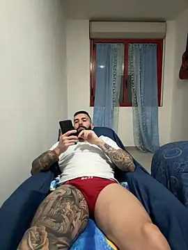 Gioeltoro89 online show from 11/11/25, 04:40