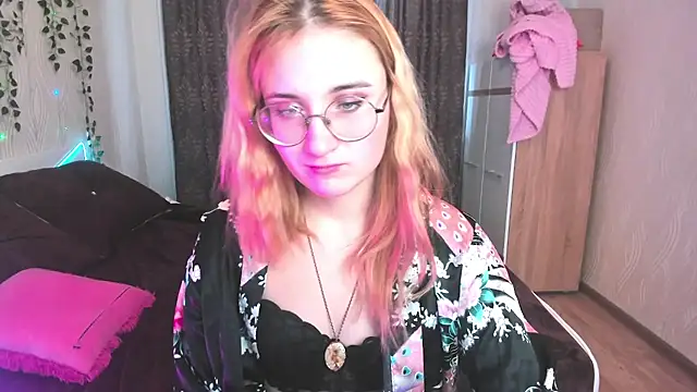 Snapshot of Miss_Elsa_ chatting on 01/12/25, 09:08 Miss Elsa online show from 01/12/25, 09:08