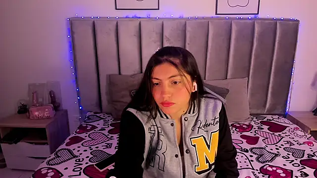 Emmy-Turnner online show from 02/03/25, 12:03