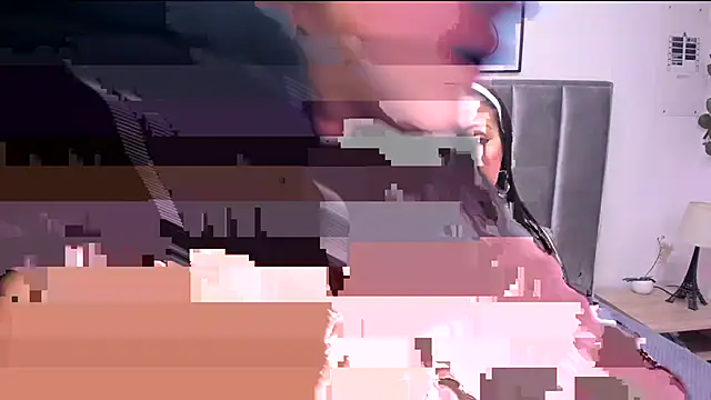 Emmy-Turnner online show from 10/02/25, 12:01