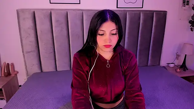 Emmy-Turnner online show from 10/28/25, 12:09