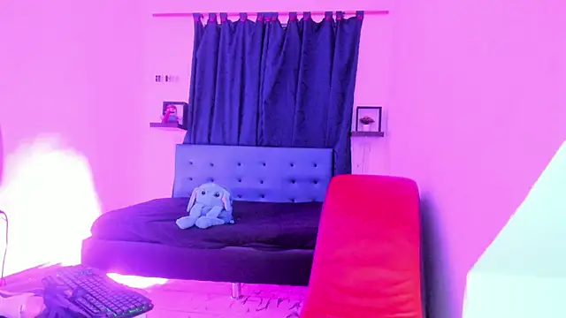 Snapshot of Camila_TransGirl chatting on 03/19/25, 06:57 Camila TransGirl online show from 03/19/25, 06:57