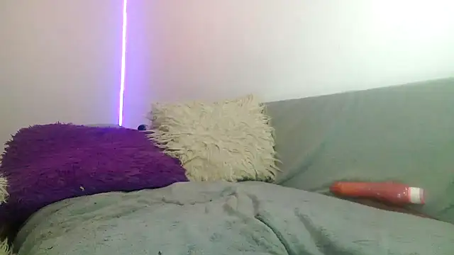 Snapshot of princesskitty111 chatting on 02/23/25, 12:08 princesskitty111 online show from 02/23/25, 12:08