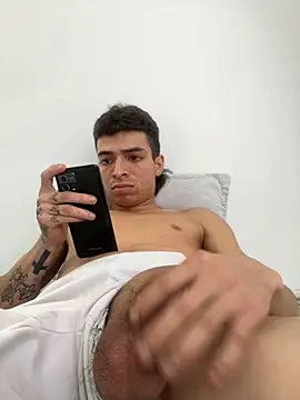 Elpaisita7 online show from 10/27/25, 07:18