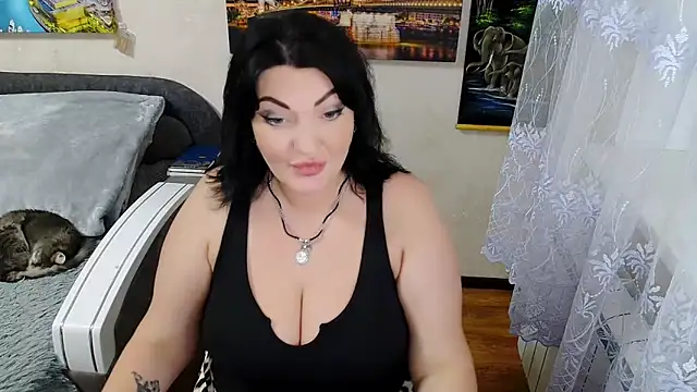 Lady Boom Wild  online show from 11/02/25, 03:36