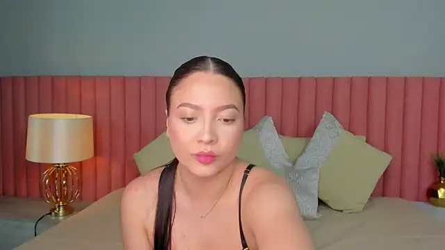 Snapshot of NathRossi chatting on 03/17/25, 09:45 NathRossi online show from 03/17/25, 09:45